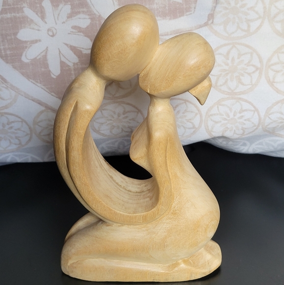 Hand Carved Wooden Abstract Couple Kissing - Picture 5 of 9